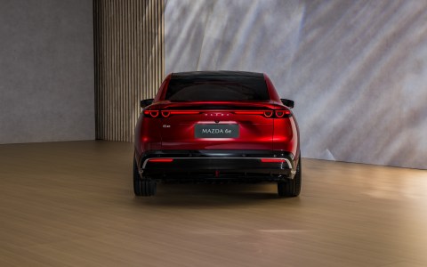 Mazda6e achterkant