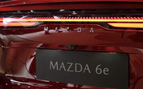 Mazda6e 6